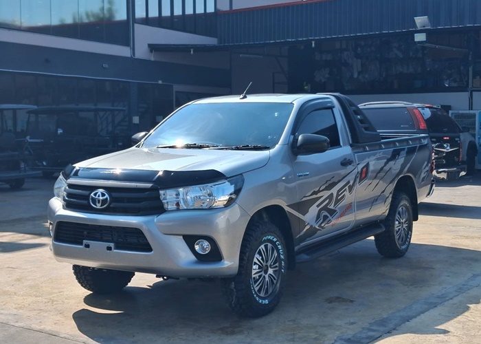 TOYOTA Hilux