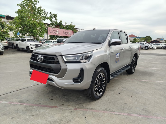 TOYOTA Hilux