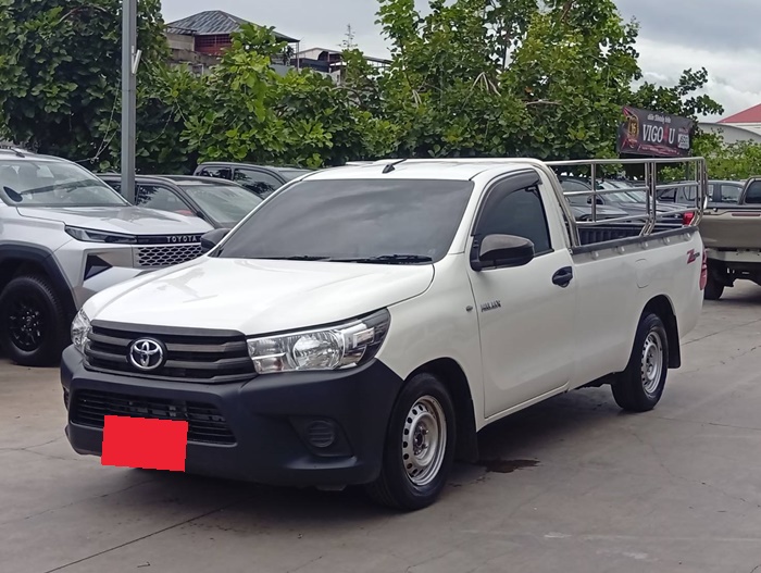 TOYOTA Hilux