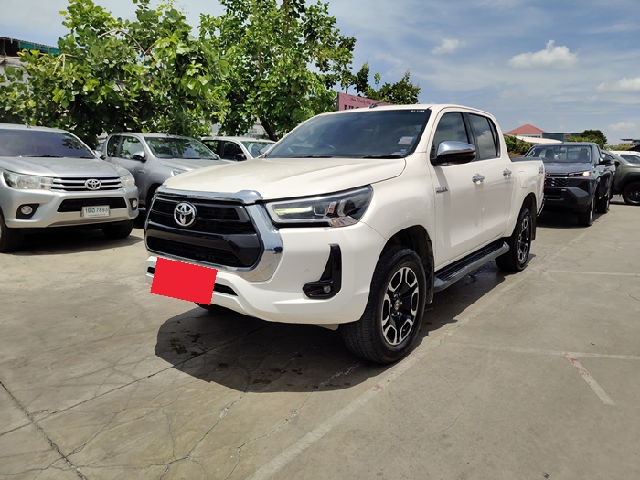 TOYOTA Hilux