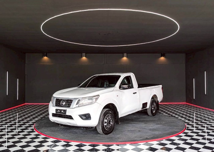 NISSAN Navara