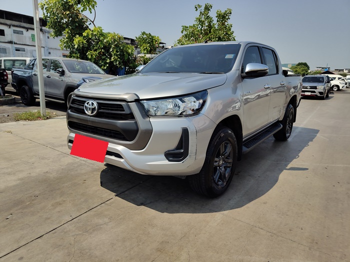 TOYOTA Hilux