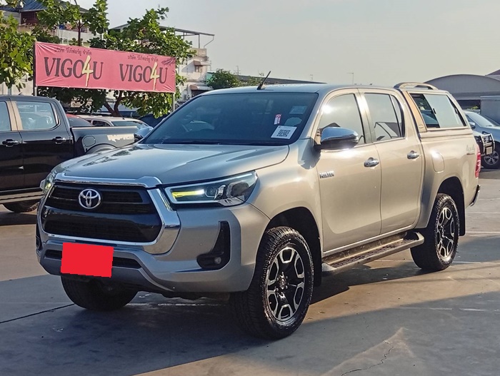 TOYOTA Hilux