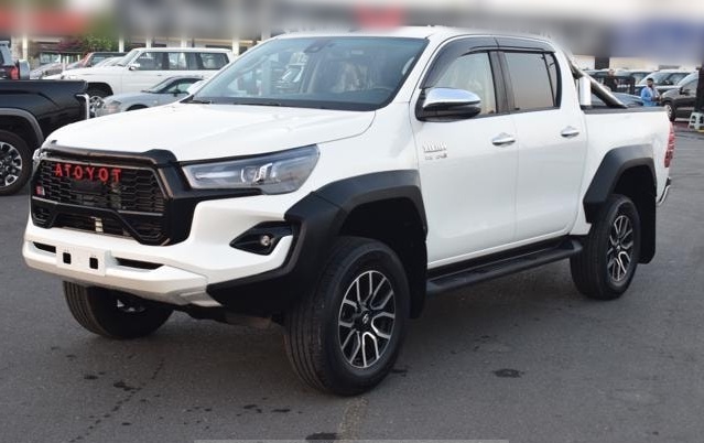 TOYOTA Hilux