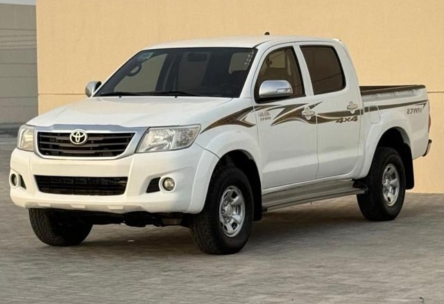TOYOTA Hilux