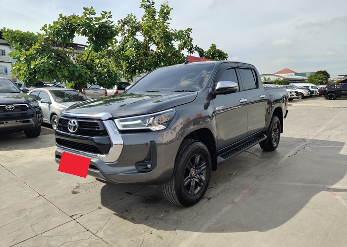 TOYOTA Hilux
