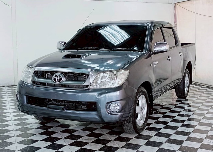 TOYOTA HILUX VIGO