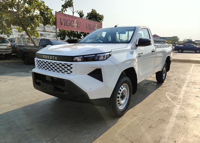 TOYOTA HILUX TRAVO