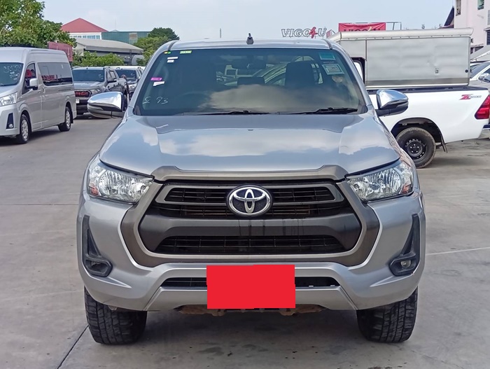 TOYOTA Hilux