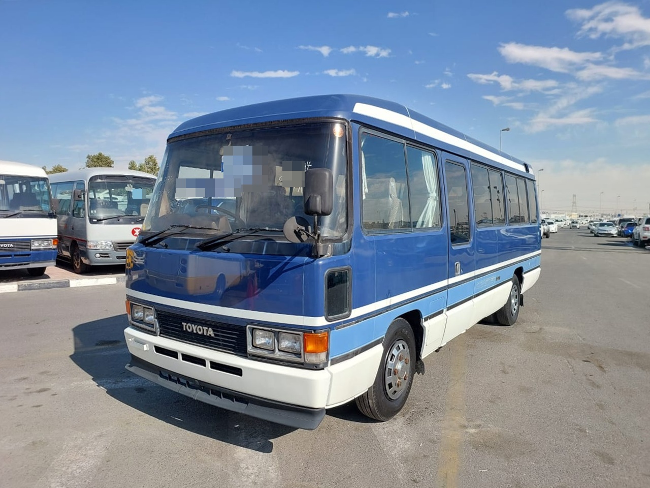 TOYOTA Coaster
