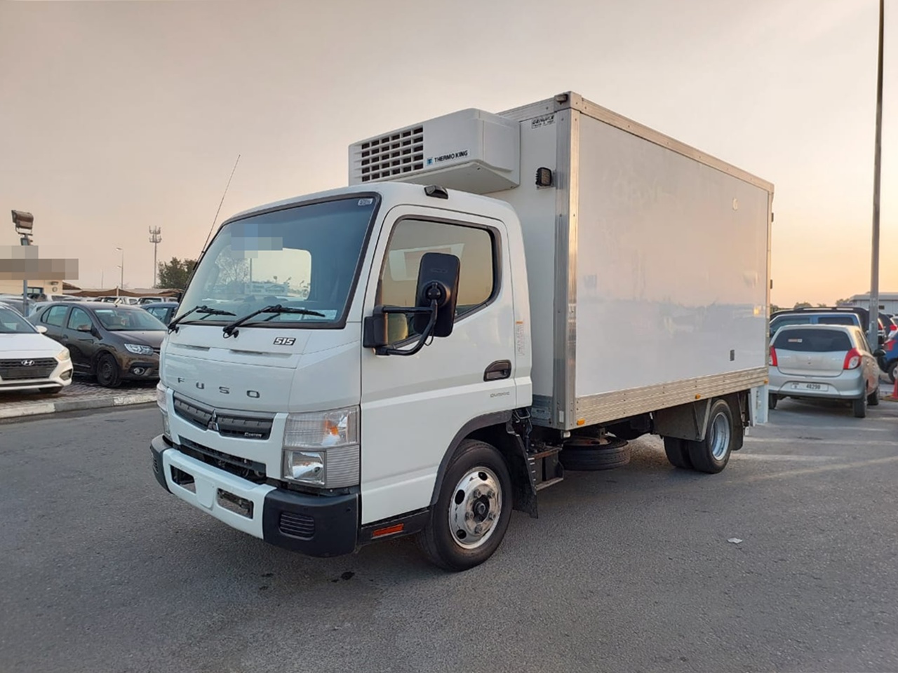 MITSUBISHI Canter