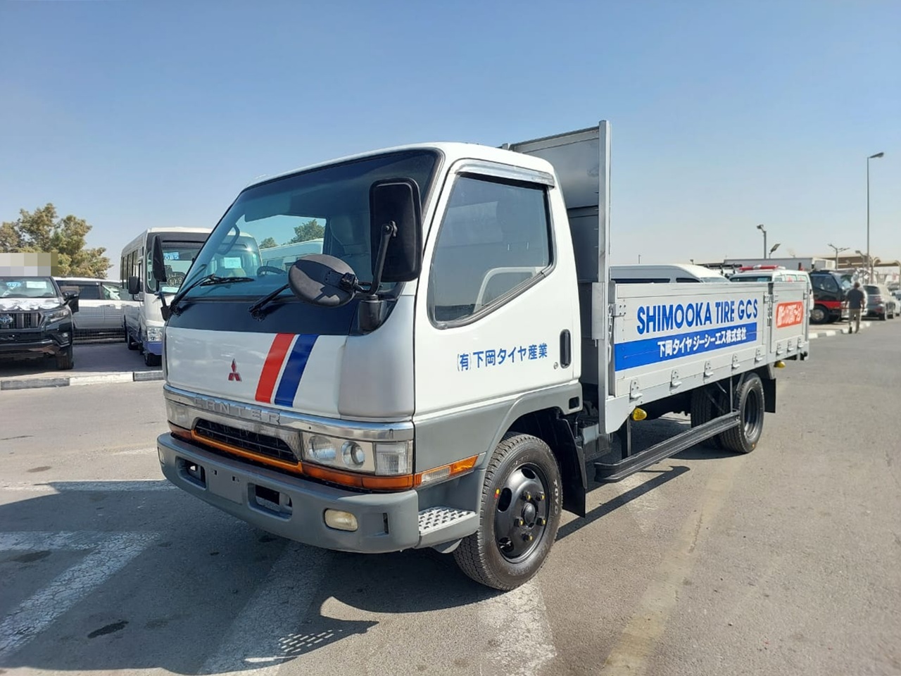MITSUBISHI Canter