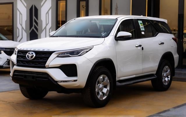 TOYOTA Fortuner