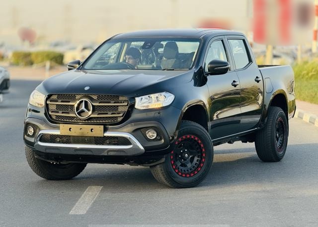 MERCEDES BENZ X-CLASS