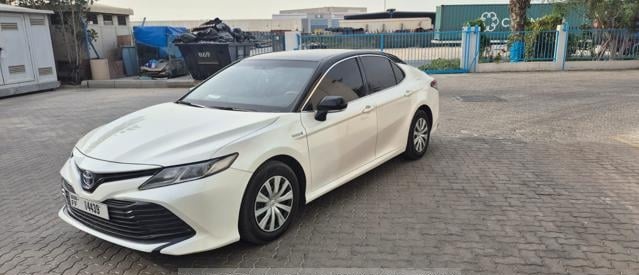 TOYOTA CAMRY