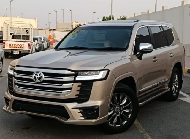 TOYOTA Land Cruiser