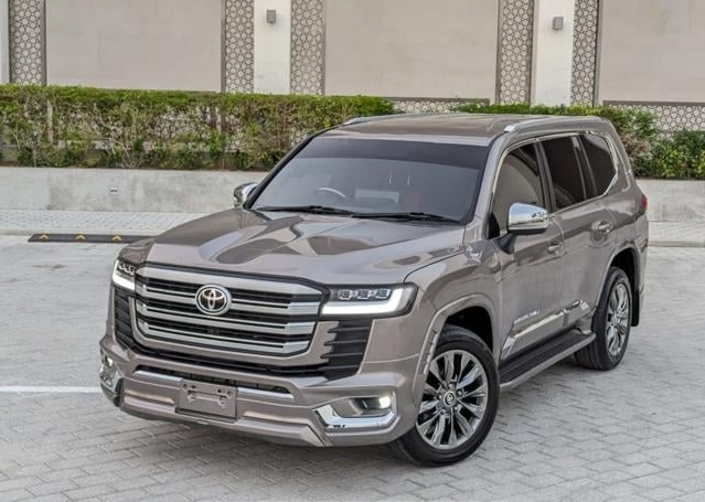 TOYOTA Land Cruiser