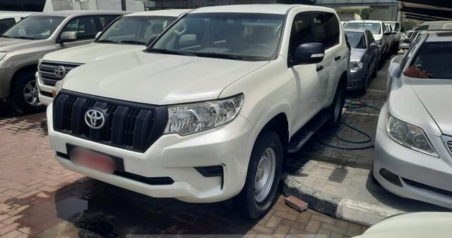 TOYOTA Land Cruiser Prado